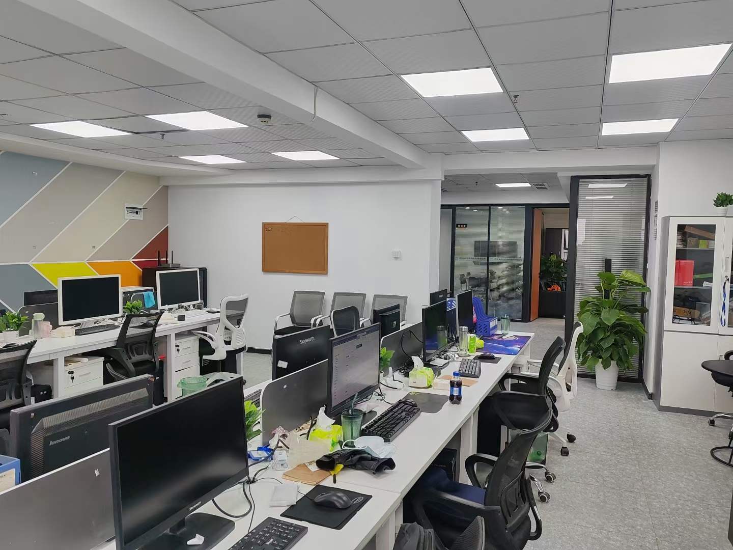 63f5ca38ee196.jpg 3.jpg